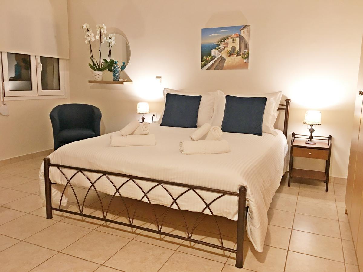 Koumpe Blue Sea View Apartment Rethymno Exteriör bild
