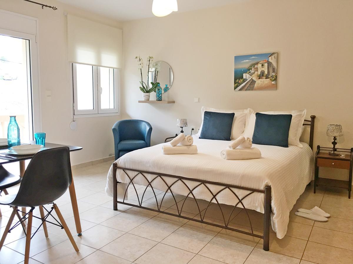 Koumpe Blue Sea View Apartment Rethymno Exteriör bild